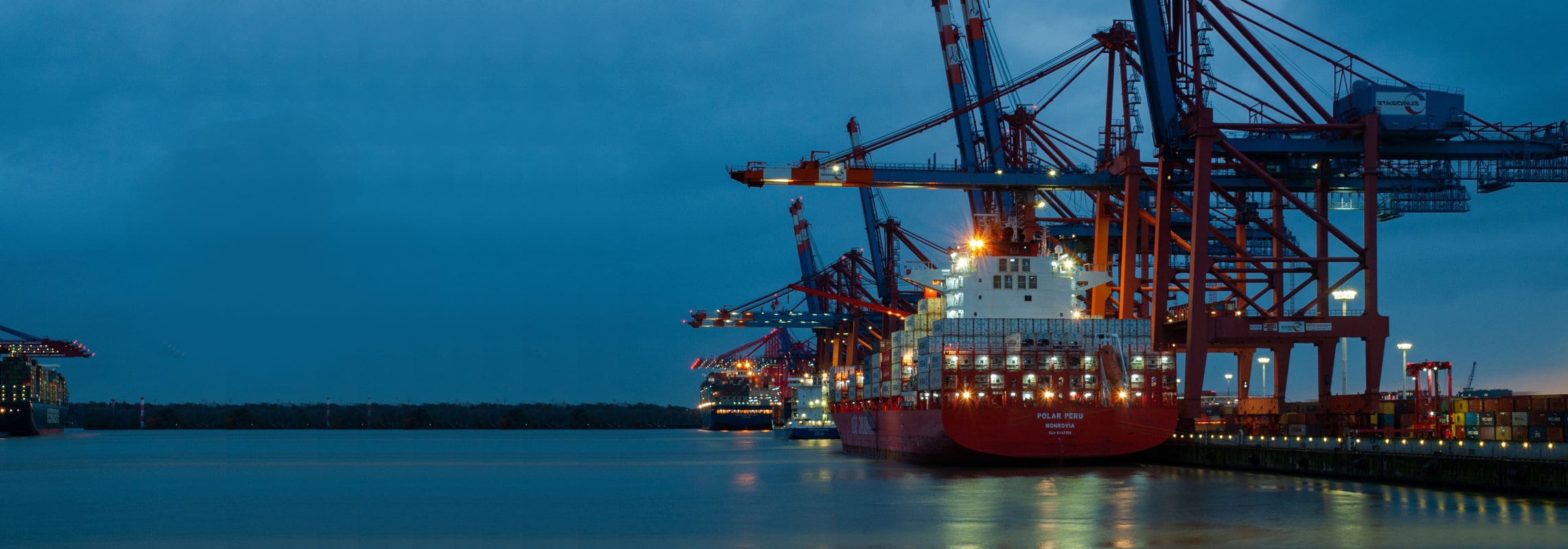 همیشه یک قدم جلوتر در لجستیک و حمل‌ونقل.