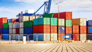کراس استافینگ در صنعت حمل و نقل بین الملل و مزایای آن